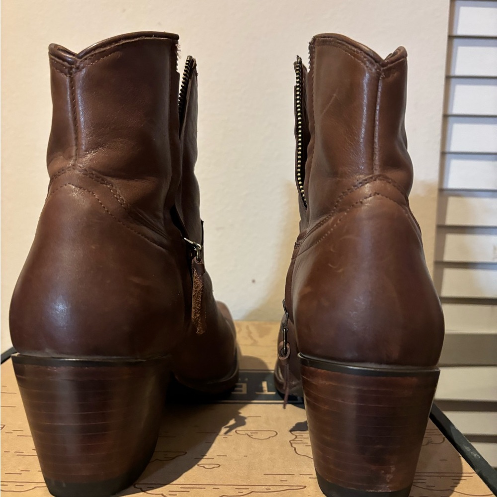 Tecovas Chestnut Leather Ankle Booties - Picture 11 of 13